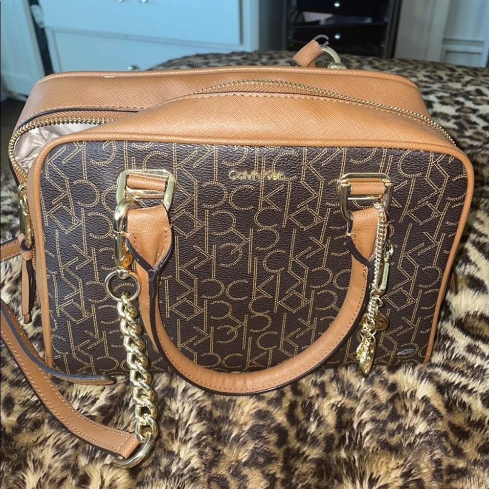Calvin Klien purse
